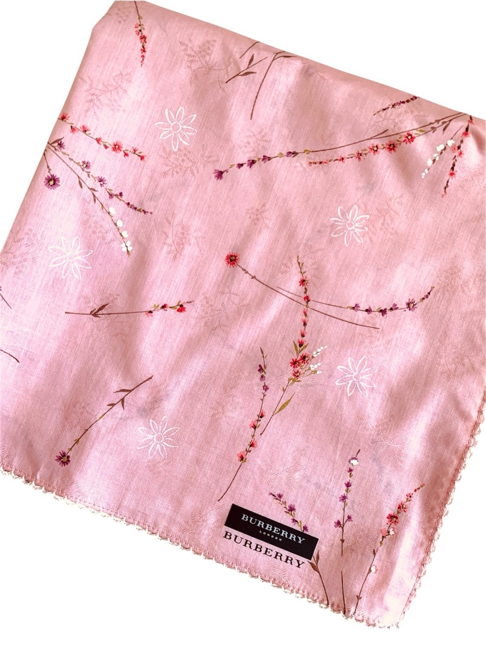 NWT Burberry London Pink Floral Cotton Handkerchief 19.5” Japan Rare Cottagecore